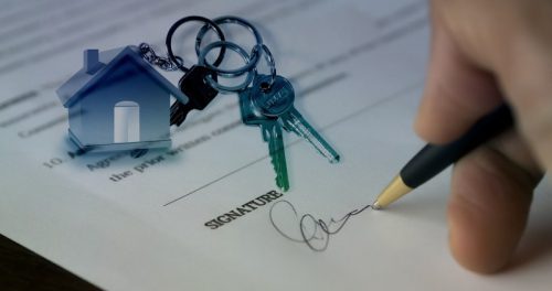 Jak kupić mieszkanie? Co warto wiedzieć przed podjęciem tak ważnej decyzji?